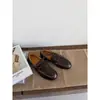 Sapatos Sociais Loafers de Bico Redondo com Cadarço Estilo Britânico para o Dia a Dia 2026 Outono Novos Versáteis Planos Confortáveis Sapatos Individuais para Mulheres