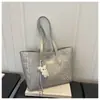 Bolso de un solo hombro, bolso tote de gran capacidad, gamuza de otoño e invierno, bolso nicho estilo coreano, nuevo modelo popular, último color liso, diseño simple