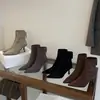 Botines elásticos de punta fina con tacón de aguja, estilo coreano, para mujer, nueva colección de invierno 2026, de ajuste ceñido, color té con leche, botines tipo calcetín con cremallera trasera