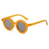 Nuevas Gafas de Sol Redondas Estilo Retro para Niños Anti-Azul Ultravioleta de Moda para Hombres Gafas Multicolor Escarchadas Danesas