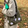 Bolso de Hombro Nuevo de Felpa Bordado con Flores para Otoño e Invierno, Bolso Tote Dulce de Nicho, Bolso Versátil Coreano para el Trabajo, Bolso de Axila