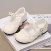 Zapatos de Princesa para Niñas, Zapatos de Cuero Plateado de Suela Blanda para Niños, Nuevo Estilo Primavera y Otoño 2026, Zapatos Individuales Elegantes para Niñas, Zapatos de Baile de Moda