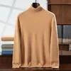 Otoño e Invierno Nuevo Tejido de Cachemira Capa Base Holgada Commute de Negocios Manga Larga Cálido Casual Cuello Alto Para Hombre