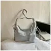 La Bolsa de Axila de Estudiante Universitario de Moda de Este Año es Sencilla y Elegante, Bolso Tote de Gran Capacidad para Mujer, Nuevo Bolso de Hombro Primavera 2026