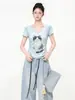 Camiseta de Manga Corta con Cuello en V y Estampado de Gatitos Spicy Girl para Mujer, Nuevo Estilo Verano 2026, Corte Ajustado, Ceñida a la Cintura, Favorecedora, Top Versátil