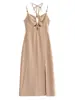 Vestido de Moda Femenina 2026 Estilo Bohemio Transfronterizo Europeo y Americano con Escote Halter de Tirantes, Longitud Media y Abertura