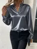 Nova camisa feminina casual de alta qualidade com mangas compridas e estampa de coração, moda transfronteiriça da Amazon para 2026