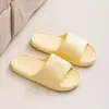 Zapatillas de Casa Estilo Nuevo Qidashun para Mujer, Zapatillas de Verano Antideslizantes con Tacto Suave, Sandalias para el Hogar para Parejas, Zapatillas de Baño al por Mayor