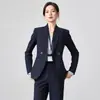 Traje Formal Elegante de Corte Ajustado para Oficina y Viajes de Negocios para Mujeres Gerentes - Colección Otoño/Invierno 2026
