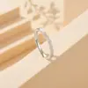 Anillos de pareja de vid de amor de plata de ley S925, un diseño minimalista y elegante con una textura única, que ofrece un toque de lujo y sofisticación; disponible al por mayor