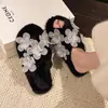 Zapatillas de algodón florales de moda para chica dulce, cálidas y versátiles para otoño e invierno, nuevo estilo para mujer, comodidad en casa, zapatillas de interior