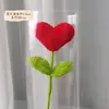 Pequeño Ramo de Flores Rojas para el Día de San Valentín, un Regalo Creativo Tejido a Mano de Lana, Producto Terminado, Pieza Única para Ti