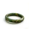 Novo Bracelete de Jade Hetian Estilo Chinês Feito de Material Antigo, Jade Verde Espinafre, com Design de Tendência Nacional de Flores Desabrochando e Riqueza, Pintado a Ouro e Dourado, Bracelete de Jade Esculpido
