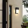 Lámpara de pared Jin Ximei estilo concha retro, diseñada para dormitorios, con una estética moderna de mediados de siglo, diseño simple, adecuada para estudios, lectura junto a la cama y tela tapizada