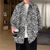Nuevas camisas de otoño para hombre, corte holgado, tops de diseño único, chaquetas casuales de moda y versátiles para hombre, grises y amarillas