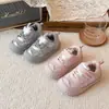 Zapatillas Deportivas para Niños 2026 Modelo Nuevo Primavera y Otoño Zapatillas Antideslizantes para Niños Pequeños Zapatillas de Correr Zapatos de Malla para Niñas Suela Suave Zapatos Casuales