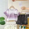 2025 Shorts Coloridos em Degradê Inglês Roupa de Verão Duas Peças Infantil Terno Novo da Moda para Meninos Manga Curta