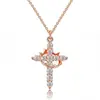 Artículo más vendido transfronterizo: Collar Giratorio de Corona Cruzada, Colgante Versátil de Lujo Ligero de Gama Alta, Cadena para Clavícula Completa de Circonita Diamantada