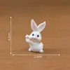 Paisagem em miniatura, figura fofa de coelho cenoura, adoráveis acessórios de decoração DIY para casa de bonecas, ornamentos de mesa em miniatura