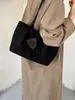 Bolso de gamuza para mujer, nueva colección de otoño 2026, elegante y sofisticado, adecuado para ir al trabajo, gran capacidad, bolso de hombro tipo tote