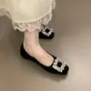 Nuevos Zapatos Individuales Cuadrados Retro Franceses con Pedrería para Mujer Otoño/Invierno 2025, Zapatos de Trabajo Versátiles de Tacón Grueso Adelgazante de Punta Cuadrada