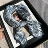 Directo de fábrica pañuelos de seda para mujer de alta gama 100% seda de morera pañuelos de verano con temperamento protectores solares al por mayor