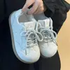 Zapatillas de entrenamiento alemanas únicas y elegantes para mujer, la última colección de otoño 2026, zapatillas casuales cómodas y versátiles