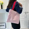 Bolsa de Tecido Xadrez Nova Outono 2025 Bolsa de Ombro Listrada Feminina Mais Fácil de Combinar Bolsa de Mão Preto e Branco Bolsa de Camada Dupla