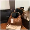 Bolsa de Axila Estilo Retro de Luxo para Mulheres 2025 Outono Nova Moda Tendência Bolsa de Ombro Transversal Bolsa Tote para o Dia a Dia