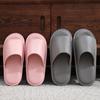 Nuevas sandalias y zapatillas de verano para el hogar, antideslizantes, de interior, de talla extragrande, de cuero para hombres y mujeres, fabricantes de casas al por mayor