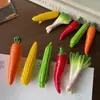 Lindo y Dulce Pasador de Pelo Estilo Vegetal con Diseño Realista de Rábano Verde, Divertido Pasador de Pelo de Vegetal para Flequillo y Cabello Lateral, Accesorio de Pelo para Estudiantes