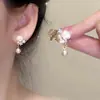 Pendientes de Perla con Pétalos Franceses de Aguja de Plata S925 para Mujer 2025 Nuevo Estilo Caliente Pendientes de Otoño e Invierno Estilo Festivo Accesorios para Orejas