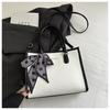 Bolso de Mano de Diseño Nicho de Corea del Sur para Mujer 2025 Primavera Nueva Moda Bolso de Hombro para Viajero Bolso con Lazo de Cinta