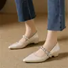 Sapatos Mary Jane de bico fino estilo coreano para mulheres, novo modelo de verão 2026, sapatos de salto grosso elegantes de peça única, sapatos versáteis e estilosos que combinam bem com saias