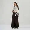 Nueva Colección Otoño/Invierno 2026 y Súper Popular en Xiaohongshu: Pantalones de pierna ancha de chenilla tridimensional en nuevo color marrón moca para mujer por Yichun
