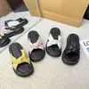 Sandalias de Plataforma de Punta Abierta Versátiles de Verano 2026 Estilo Coreano con Lunares Chanclas de Suela Gruesa para Mujer