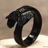 Moda europea y americana personalidad estilo punk retro anillo de acero de titanio para hombre abrazo joyería de comercio exterior transfronterizo venta directa