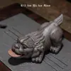 Decoración de mascota de té de la suerte hecha a mano de arena púrpura, un par de boutique nutritiva, ceremonia de té Zen, accesorios para juego de té kung fu