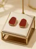 Nuevos Pendientes Geométricos Rojos para Mujer, Lujo Ligero, Gama Alta, Pendientes Estilo Retro Hong Kong, Pendientes de Aguja de Plata, Pendientes de Moda y Versátiles