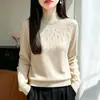 Suéter de punto grueso con cuello alto y adornos de pedrería para mujer, un top de punto lujoso y delicado en color liso con mangas largas, una capa base elegante y con estilo