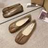 Zapatos de cuero plisados estilo francés para mujer, nuevo modelo primavera-verano 2026, suela suave, antideslizantes, mocasines cómodos sin cordones