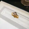 Pulseira e Anel de Flor de Zircônia Banhados a Ouro Real 24K para Mulheres, Corrente de Clavícula de Luxo Leve de Nicho, Conjunto de Joias Exquisitamente Trabalhado