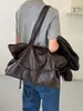 Bolsa Tote de Couro Macio Simples Retrô para Comércio Exterior Feminina Outono Grande Capacidade Maillard Uso Diário Ombro Único Sob o Braço