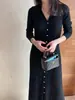 Em estoque vestido longo de malha estilo ins coreano, abotoamento simples, francês, para mulheres, corte justo e elegante 19248