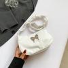 2024 Nuevo Popular de Este Año Bolso para Mujer Hermoso Nicho Personalizado Bolso de Hombro Bajo Brazo Moda Mariposa Pequeño Bolso Cuadrado