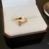Anel de amor de zircônia galvanizada em ouro real, moda leve, luxo, alto sentido, anel de dedo, design de nicho, joias, atacado