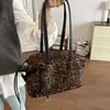 Bolsa de Axila Feminina Vintage de Grande Capacidade Nova Chegada Outono 2026 de Alto Valor Vintage para o Dia a Dia Bolsa de Mão Bolsa de Ombro Tendência