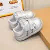 Zapatos de Entrenamiento Alemanes Suaves para Niños 2026 Primavera/Verano Nuevo Estilo Moda para Niñas Versátiles Zapatos Casuales Zapatos Deportivos Estilo Ballet para Niña