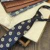 Corbata para hombre estilo coreano retro azul flor boda escenario británico 8 cm vestido profesional negocios cremallera estilo perezoso
