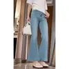 Jeans Micro-Flare Bordado de Flores Azuis Feminino Verão 2026 Novo Plus Size Meninas Cheinhas Cobre o Quadril Emagrecedor Calça Reta